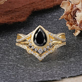 Ultra Luxurious Vintage Pear-Cut Black Onyx Ring Set